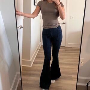 Women's Flared Jeans - Dark Blue